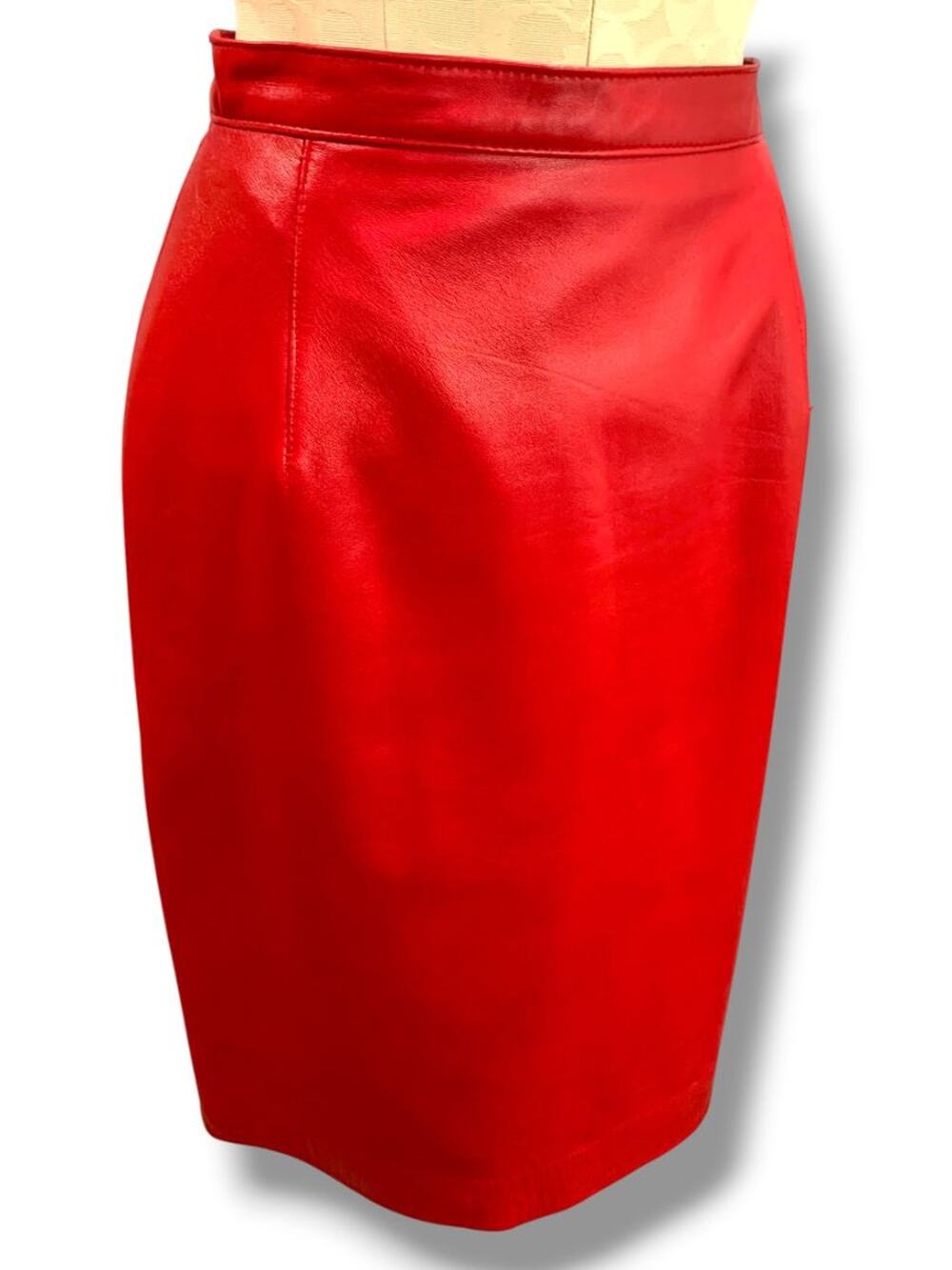 Size 9 Maxima Junior Womens‎ Red Leather Knee Length Skirt Side Zip